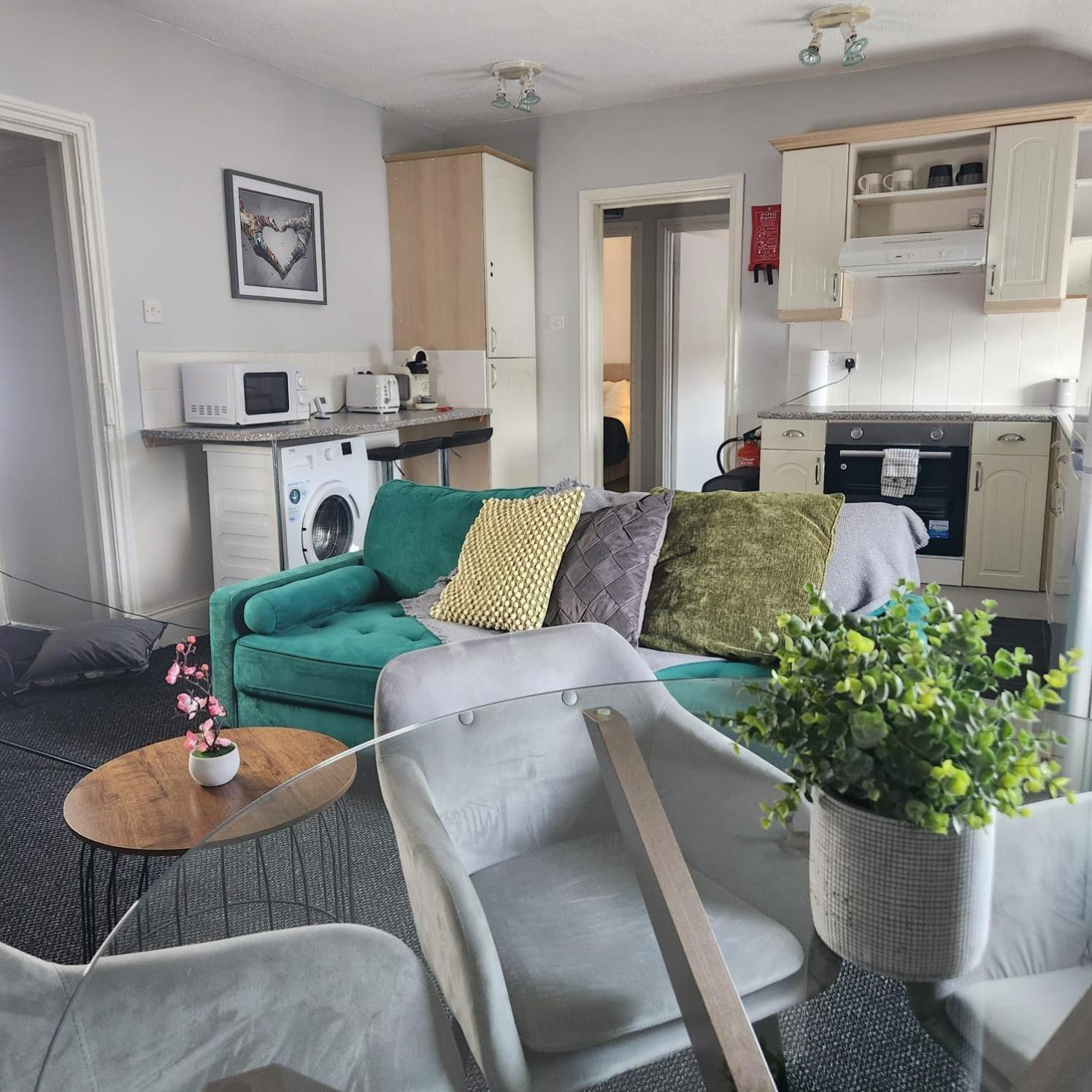 ברמינגהאם Cottage Style 2 Bedroom Apt In City, Near Utilita Arena & Free Parking מראה חיצוני תמונה