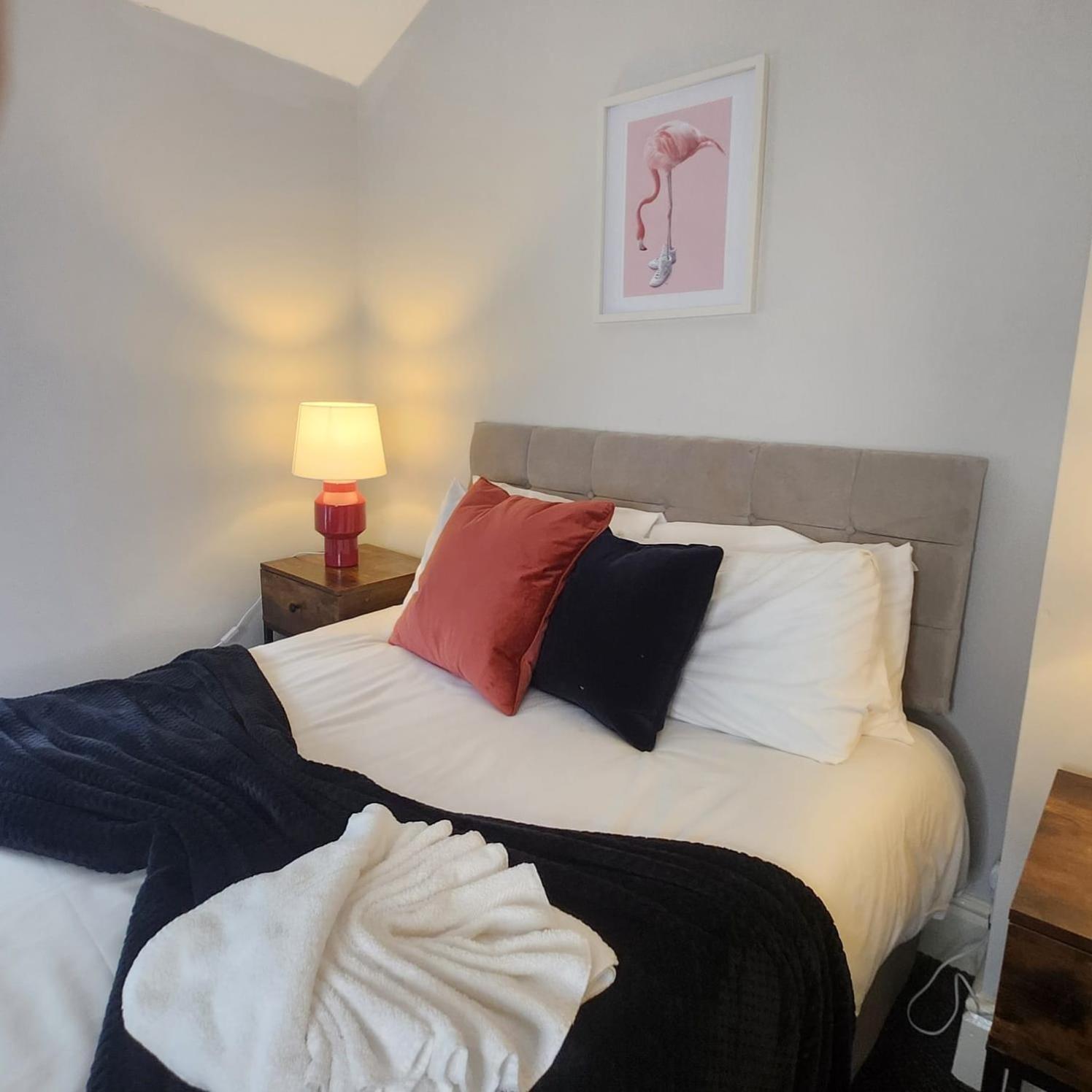 ברמינגהאם Cottage Style 2 Bedroom Apt In City, Near Utilita Arena & Free Parking מראה חיצוני תמונה