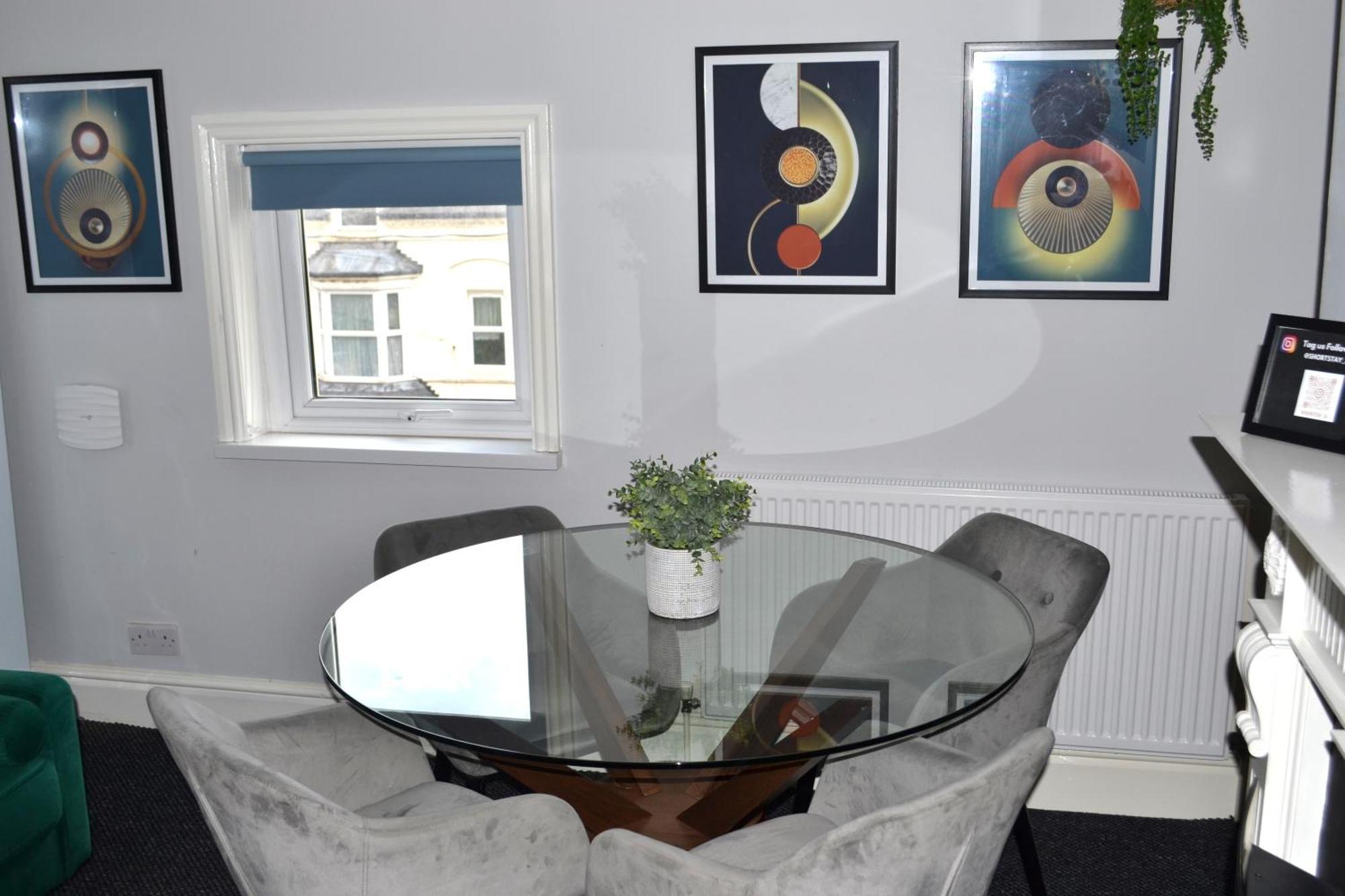 ברמינגהאם Cottage Style 2 Bedroom Apt In City, Near Utilita Arena & Free Parking מראה חיצוני תמונה